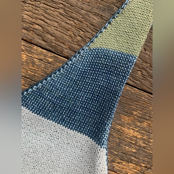 NWT Petro Zillia cropped tank sweater - Picture 2 of 4